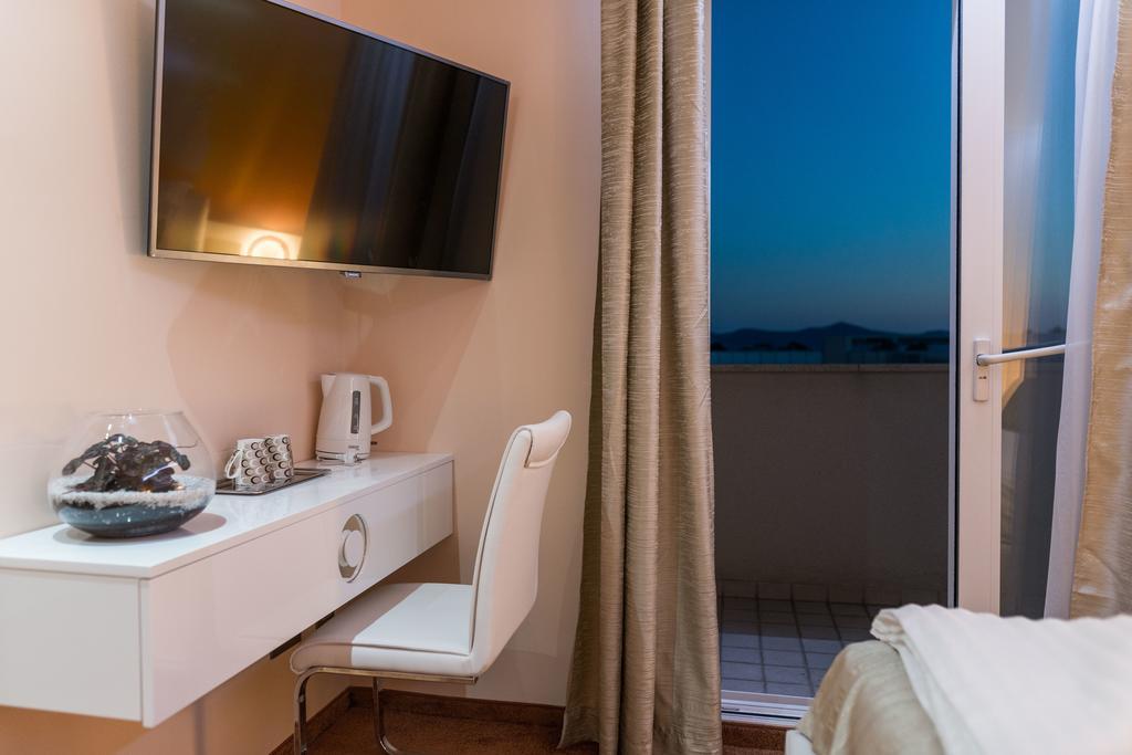 Adriatica Dream Luxury Accommodation - Free Parking ซาดาร์ ภายนอก รูปภาพ